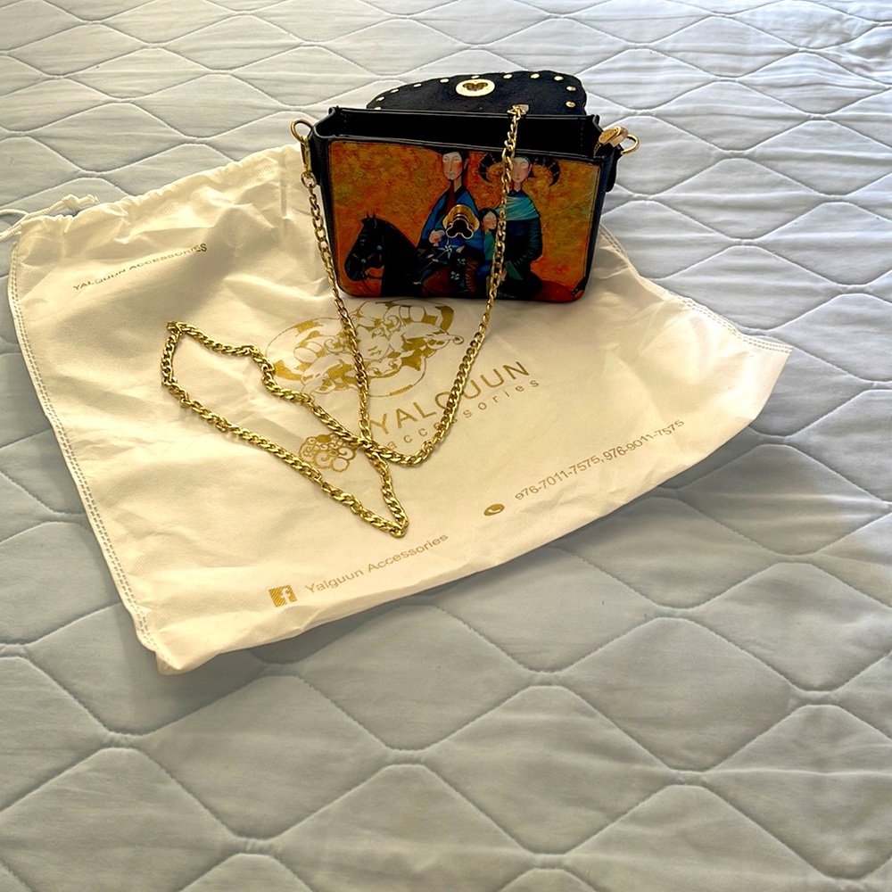 Women’s mini crossbody bag by Yalguun. - Picture 6 of 7